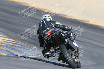 media/Dec-05-2024-Racers Edge (Thu) [[e102e0690b]]/3-B Group/Session 1 Turn 8 Backside/